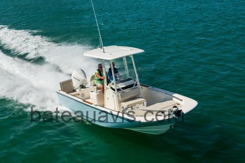 Boston Whaler 210 Montauk fiche technique et avis